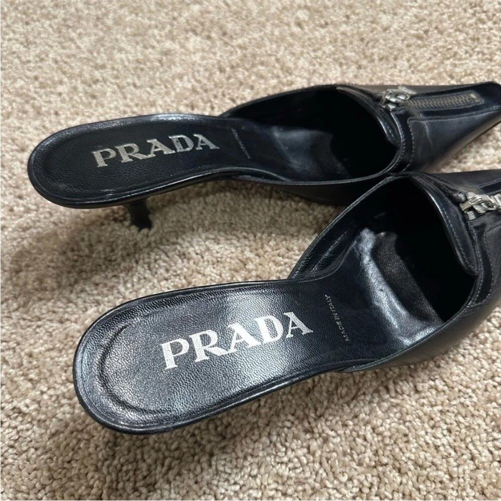 Prada Black Leather kitten heel Mules with Zippered Toe heels shoes - Picture 8 of 9